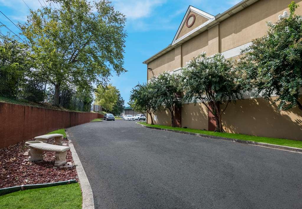 Mainstay Suites Knoxville - Cedar Bluff Экстерьер фото