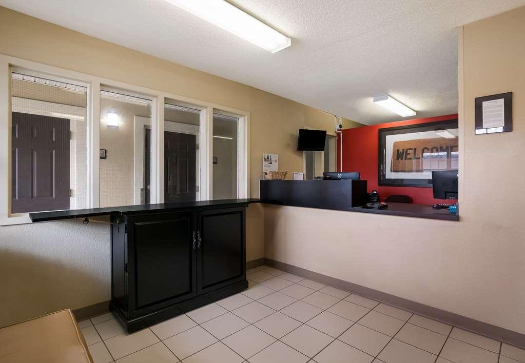 Mainstay Suites Knoxville - Cedar Bluff Интерьер фото